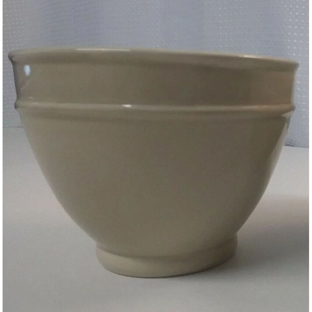 LTD Commodities Cream Colored Mixing Cereal Soup Vtg Serving Bowl-3 Cup Capacity